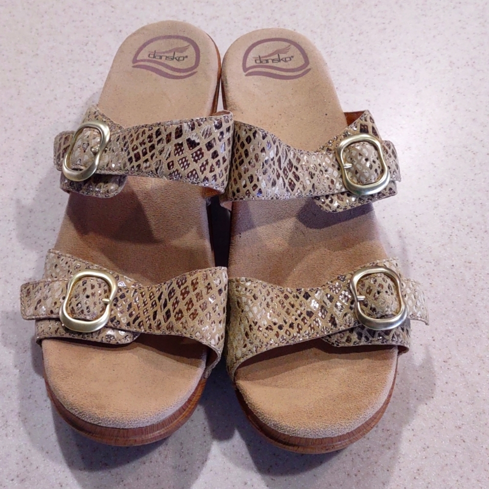 Dansko Leather Wedge Dual Strap Sandals Size 41